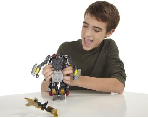 Transformers Generations Fall of Cybertron Series 1 Soundblaster Figure