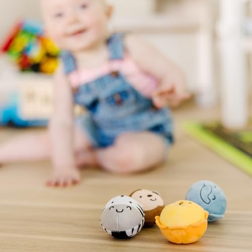 Melissa & Doug Melissa Doug Rollables Safari Friends Infant and Toddler Toy 4 Pieces