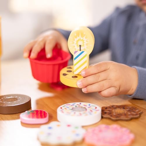 Melissa & Doug Melissa Doug Play to Go 2-Pack Cake and Cookies and Ice Cream Play Food