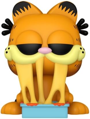 Funko POP Comics Garfield- Garfield with Lasagna Pan - Collectable Vinyl Figure
