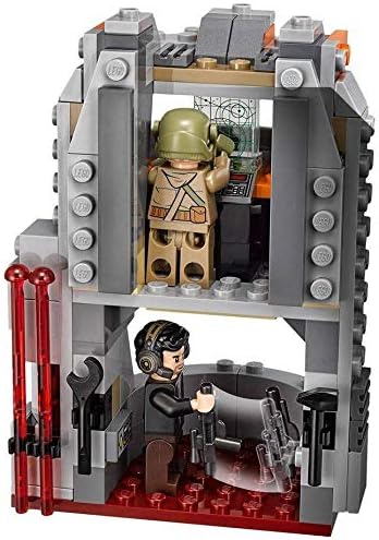 LEGO Star Wars The Last Jedi Defense of Crait 75202 Building Kit 746 Piece