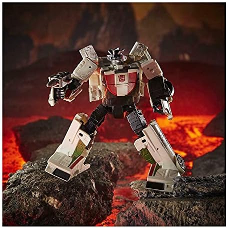 Transformers Generations War for Cybertron Kingdom Deluxe WFC-K24 Wheeljack Action Figure