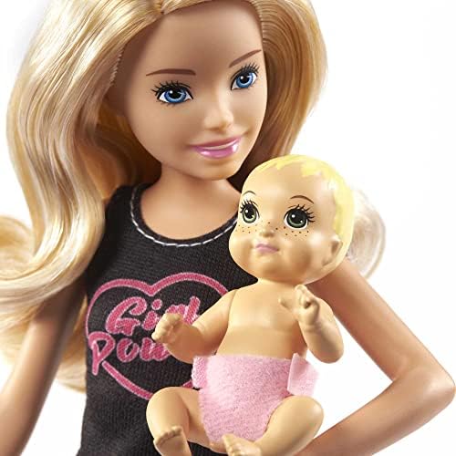 Barbie Skipper Babysitters Inc Set with Blonde Doll in 'Girl Power' Top Baby Doll 4