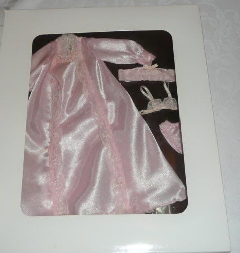 Mattel Barbie- Classique Satin Dream Fashion Barbie Lingerie