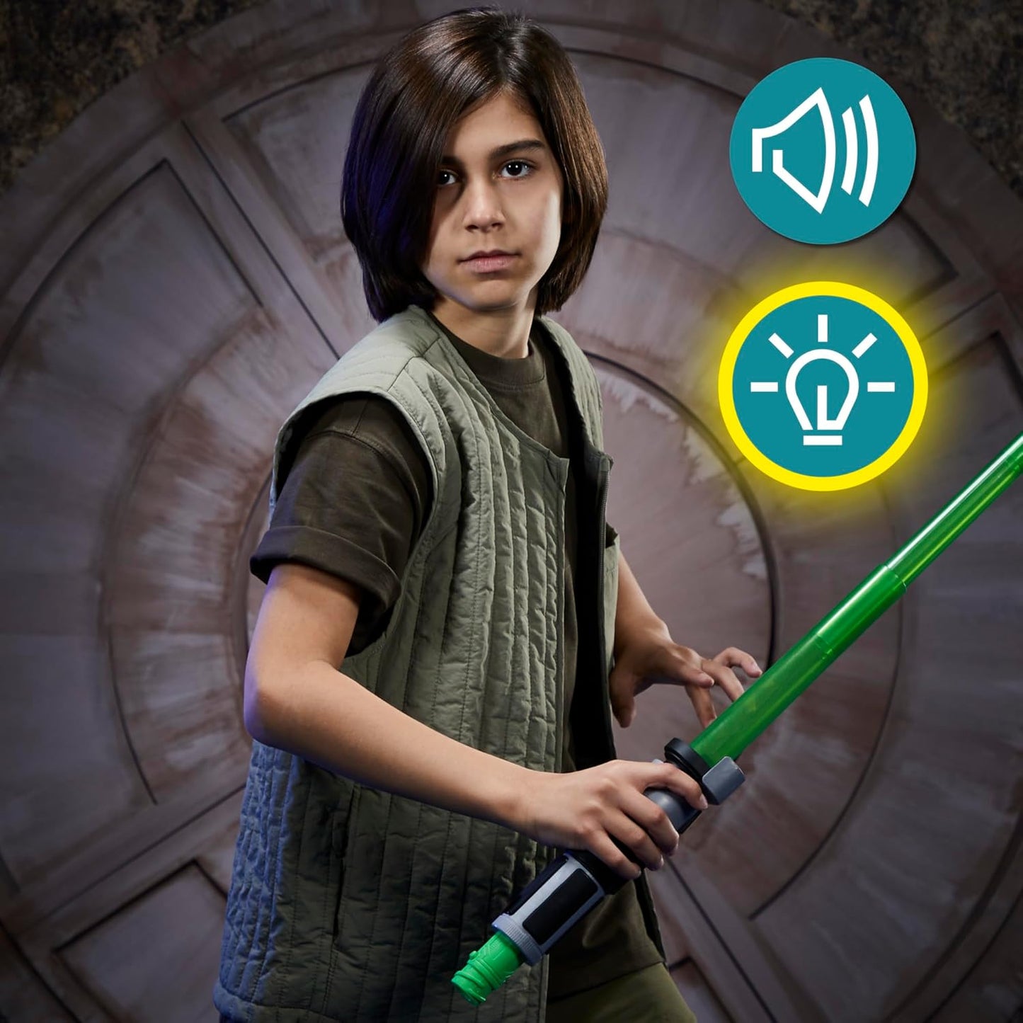 STAR WARS Lightsaber Forge Yoda Green Customizable Electronic Lightsaber for 4 Year Old