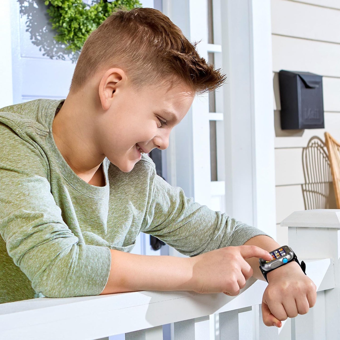 VTech KidiZoom Smartwatch DX4 Black