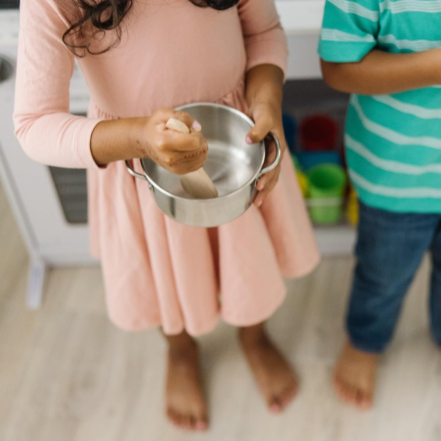 Melissa & Doug Melissa Doug Stainless Steel Pots and Pans Pretend Play Kitchen Set for 8