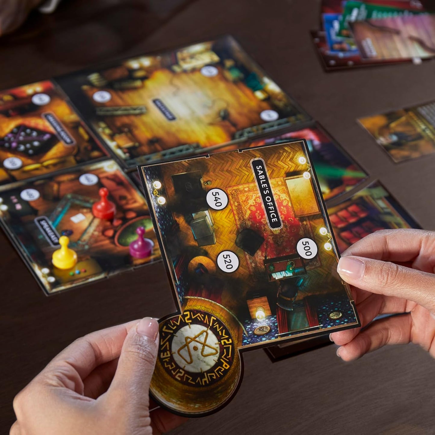 Hasbro Gaming Clue Escape The Illusionist's Club Board Game