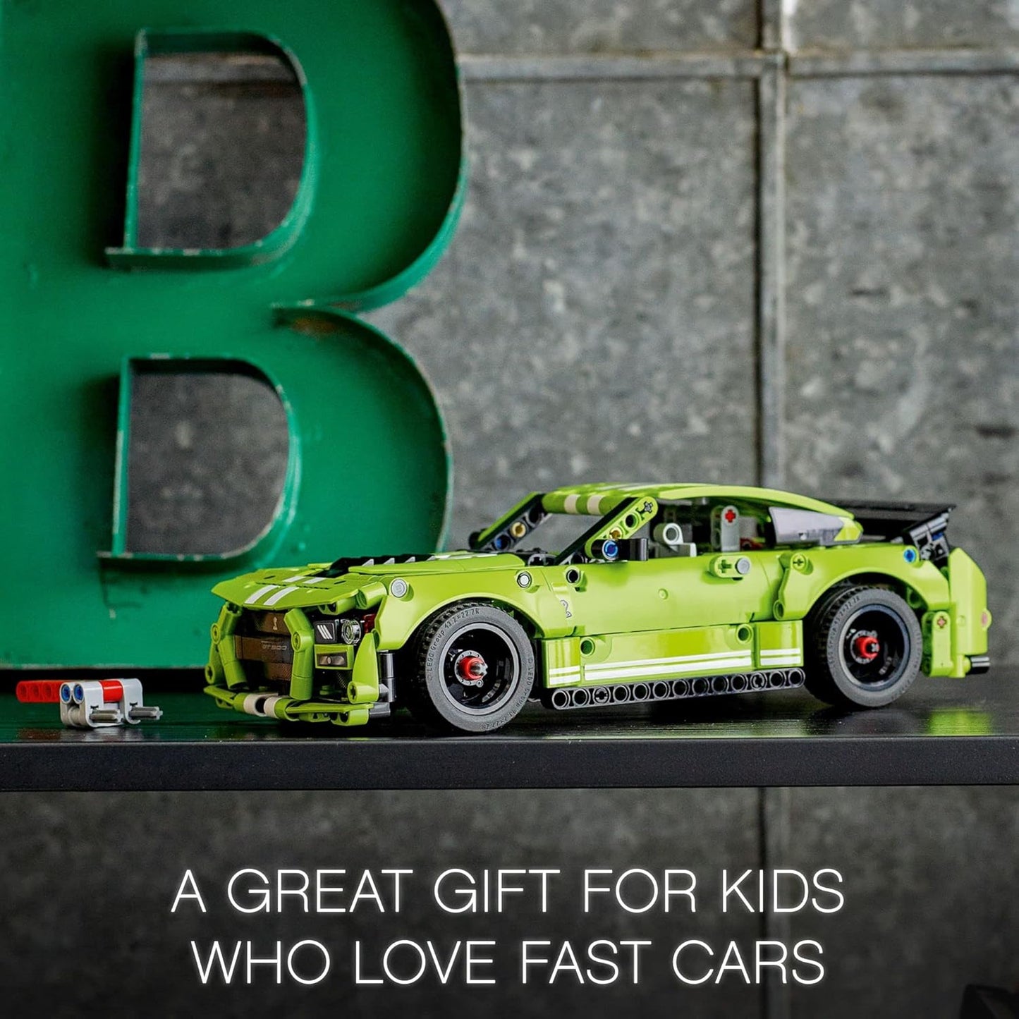 LEGO Technic Ford Mustang Shelby GT500 Building Set