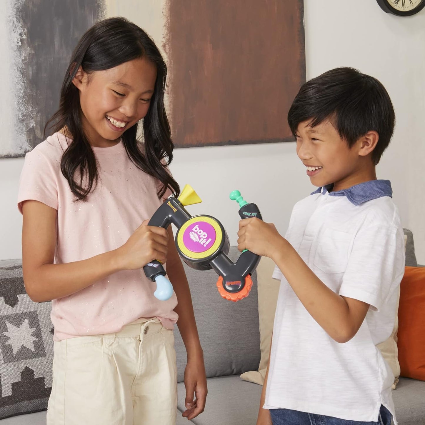 Hasbro Gaming Bop It Extreme Electronic Game for 1 or More Players Fun Party Interactive