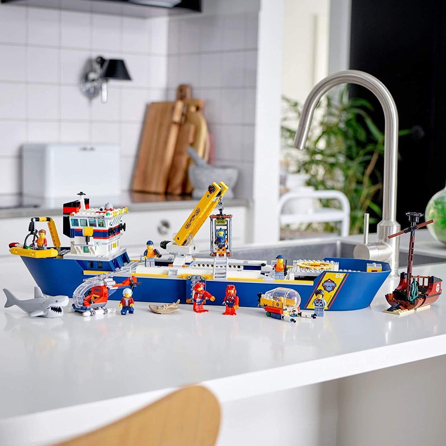 LEGO City Ocean Exploration Ship 60266