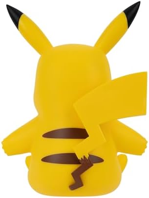 Pokemon Squirtle Select Vinyl Figure - 8-Inch Figure Made from Vinyl