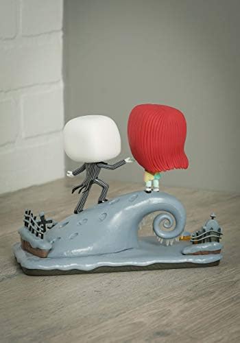Funko Pop Movie Moment Nightmare Before Christmas - Jack and Sally On The Hill Figure