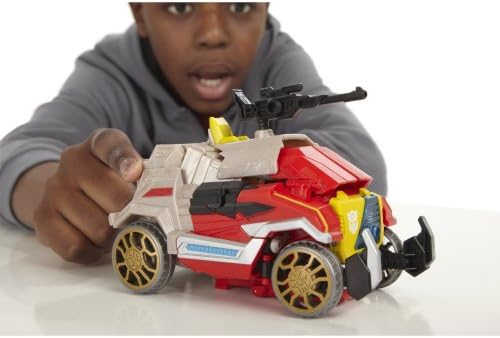 Transformers Generations Voyager Class Autobot Blaster Figure