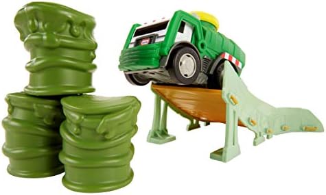 Little Tikes Slammin' Racers Scrapyard Derby