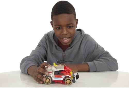 Transformers Generations Voyager Class Autobot Blaster Figure