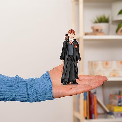 Schleich Wizarding World of Harry Potter 2-Piece Set with Ron Weasley Scabbers Figurines