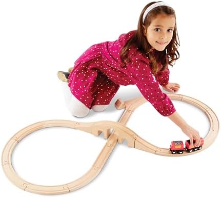 Melissa & Doug Melissa Doug Classic Wooden Figure Eight Train Set 22 pcs