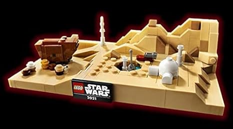 LEGO® Star Wars™ 40451 Farm on Tatooine™: Micro Building Diorama with Iconic Characters