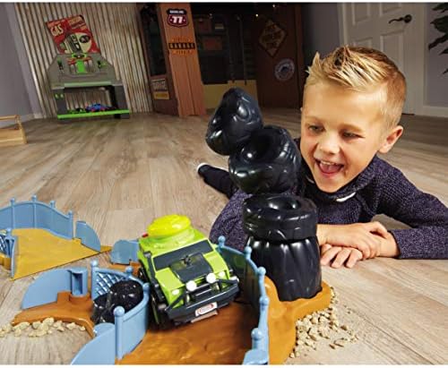 Little Tikes Slammin' Racers Scrapyard Derby