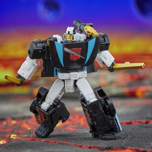 Transformers Legacy Deluxe Class Armada Universe Wheeljack 5.5-inch Converting Action