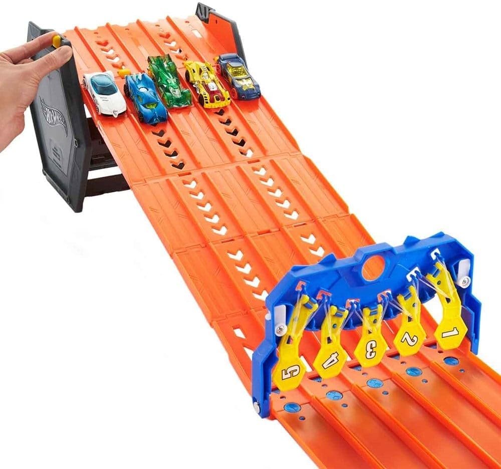 Hot Wheels Roll Out Raceway Track Set