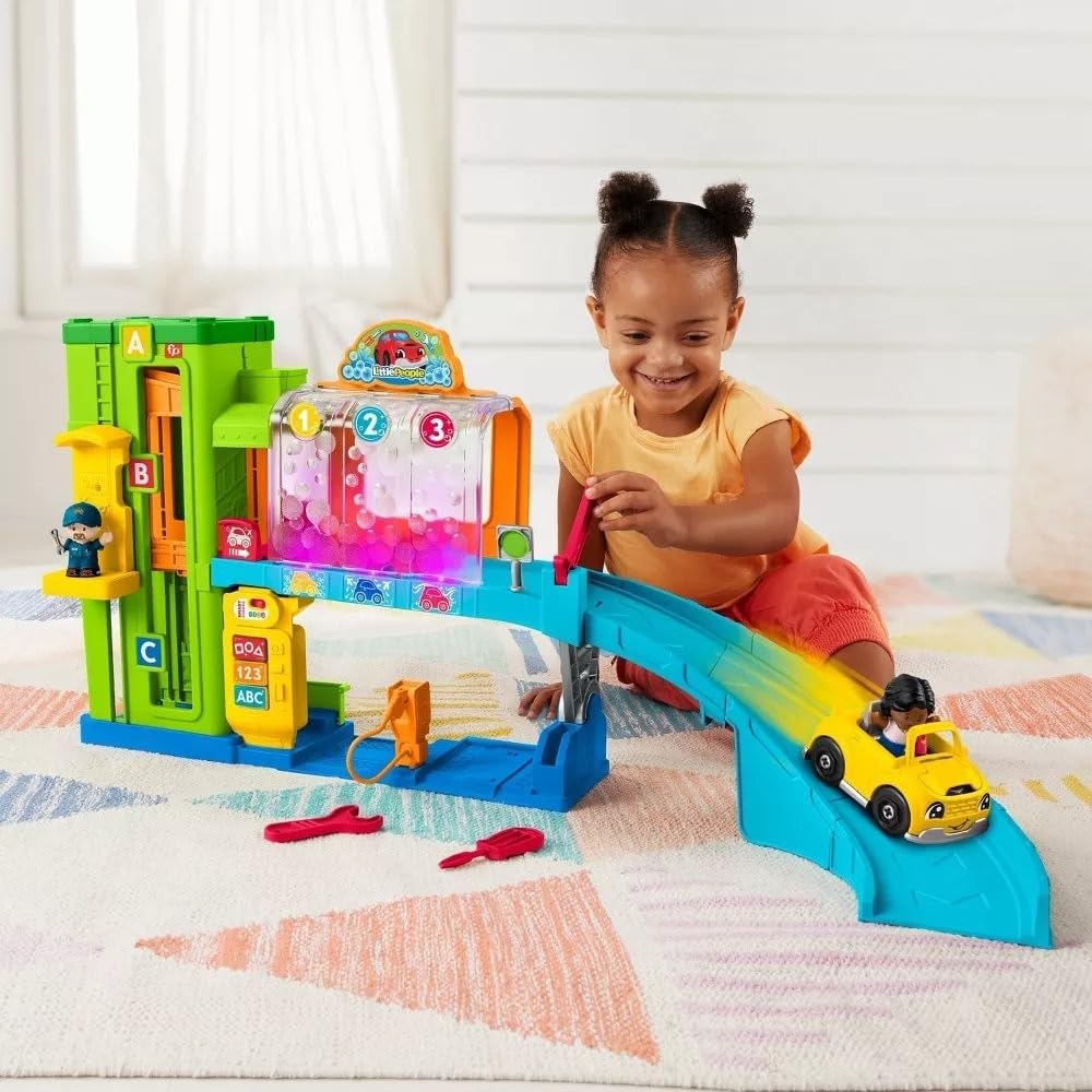 Fisher-Price Little People Toddler Toy Light-Up Learning Garage Playset