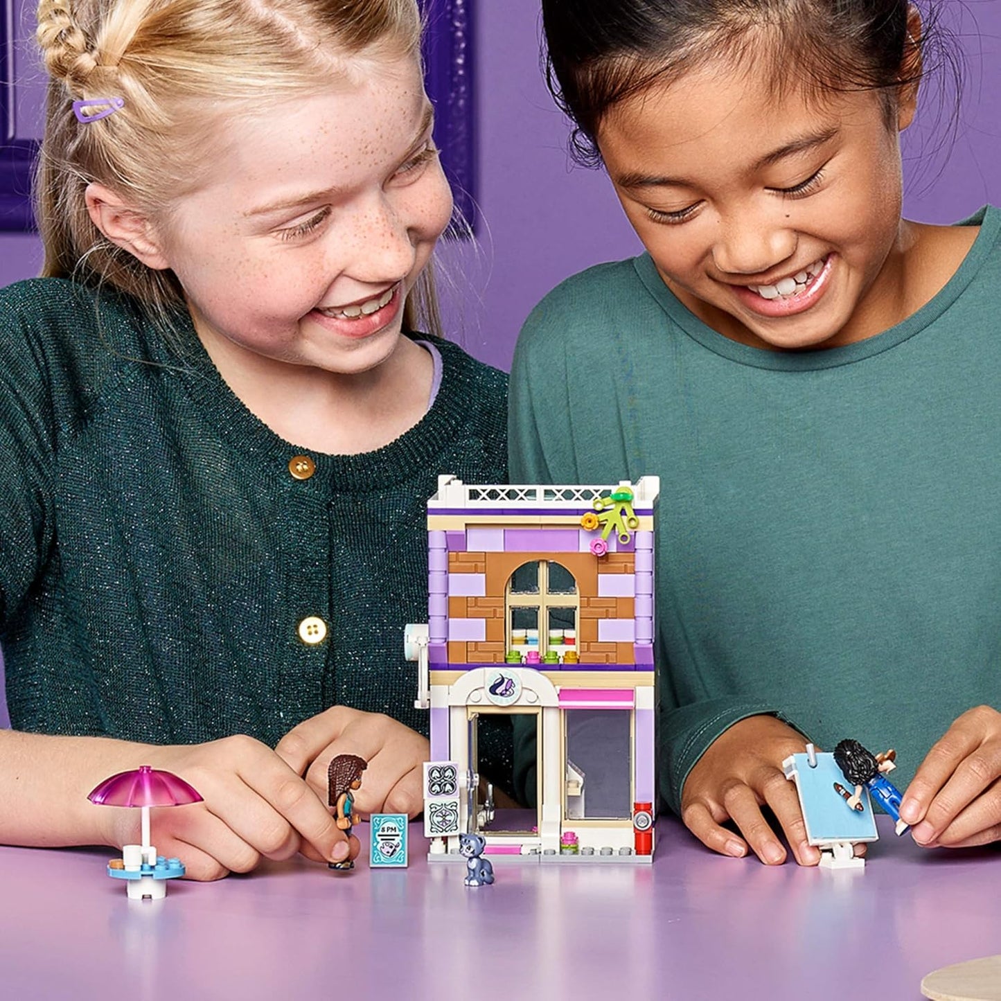 LEGO Friends Emma’s Art Studio 41365 Building Kit