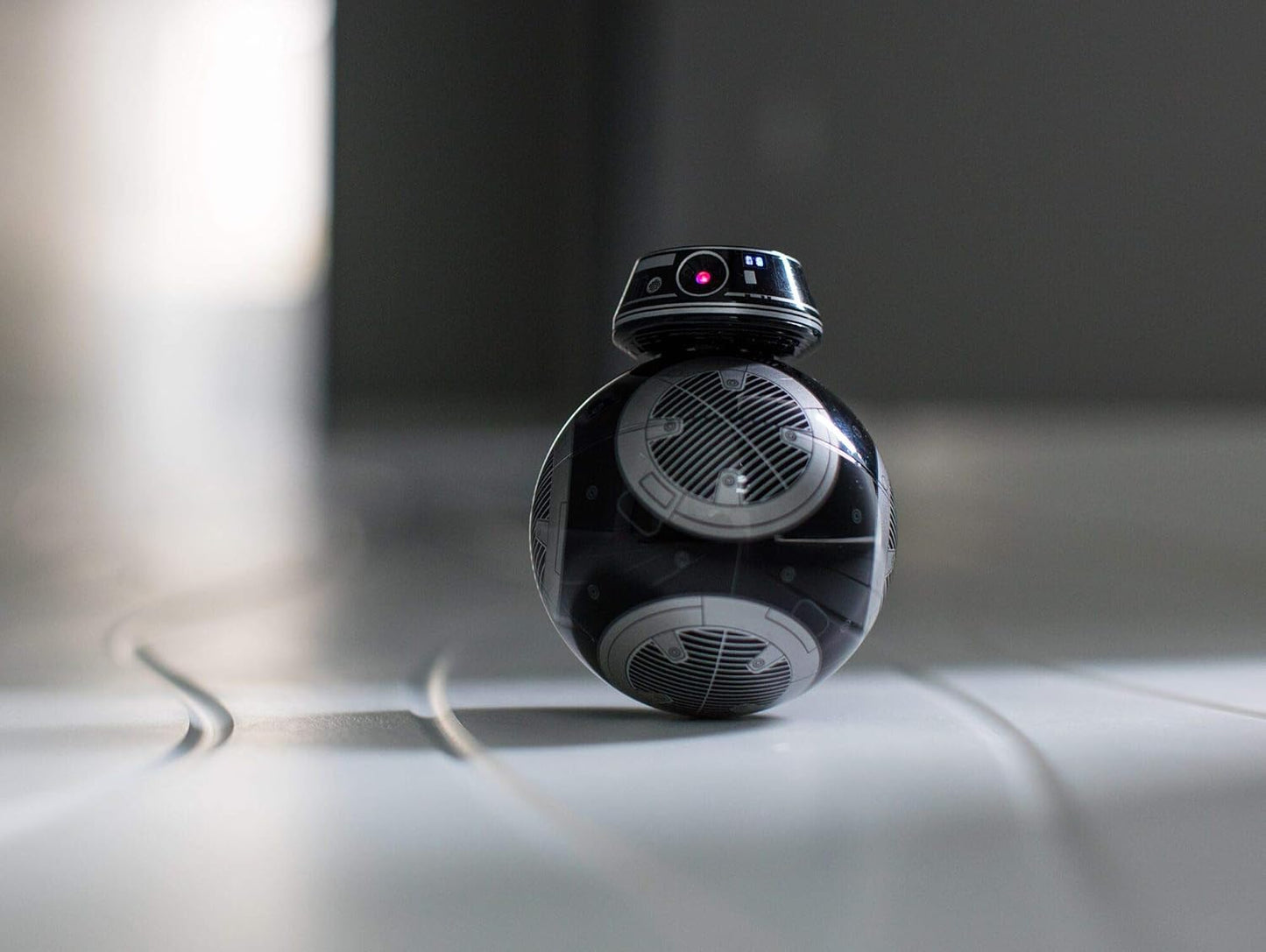 Sphero BB-9E App-Enabled Droid with Droid Trainer by