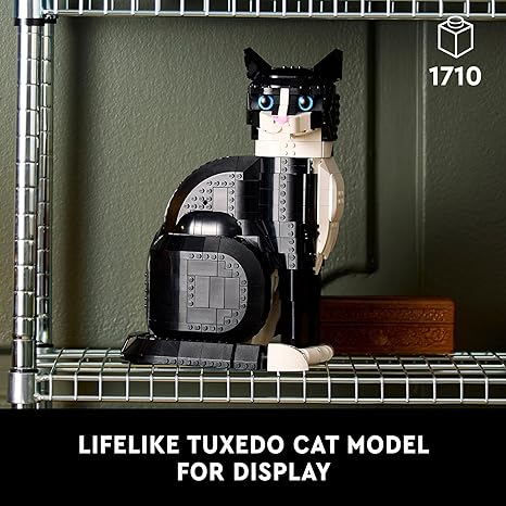 LEGO Ideas Tuxedo Cat Building Set