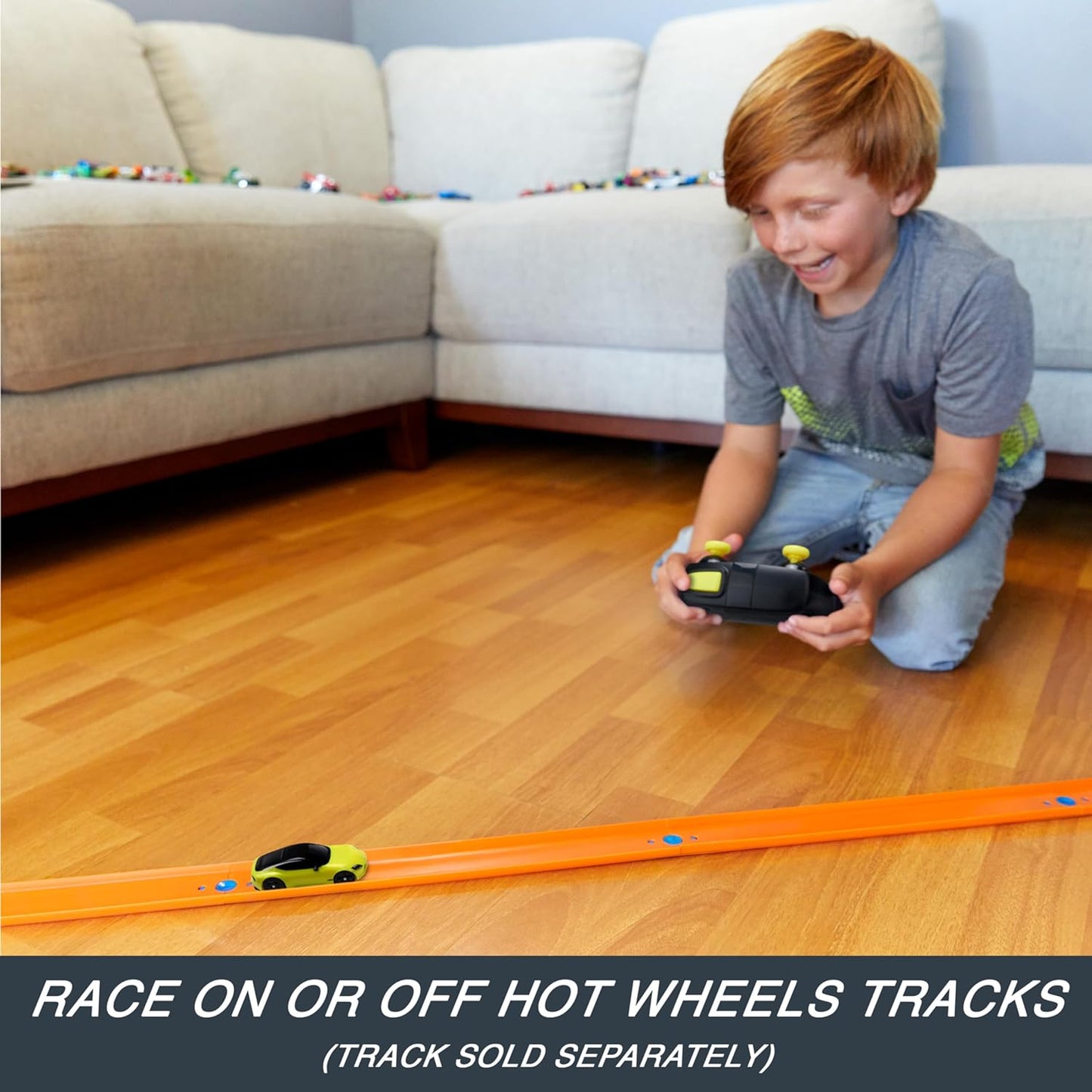 Hot Wheels RC Toy Car Remote-Control Nissan Z in 164 Scale with Controller USB Cable