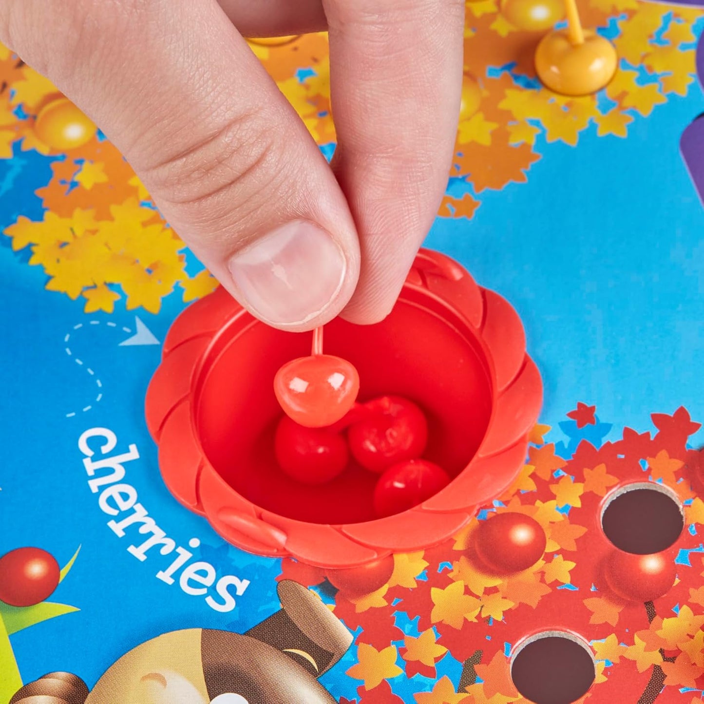 Hasbro Gaming Hi Ho Cherry-O Board Game for 2 to 4 Players Amazon