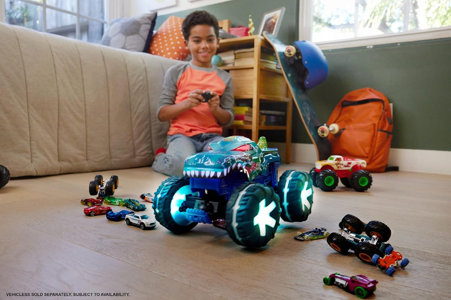 Hot Wheels Toy Truck Monster Trucks RC Oversized Remote-Control Mega-Wrex Alive in 115