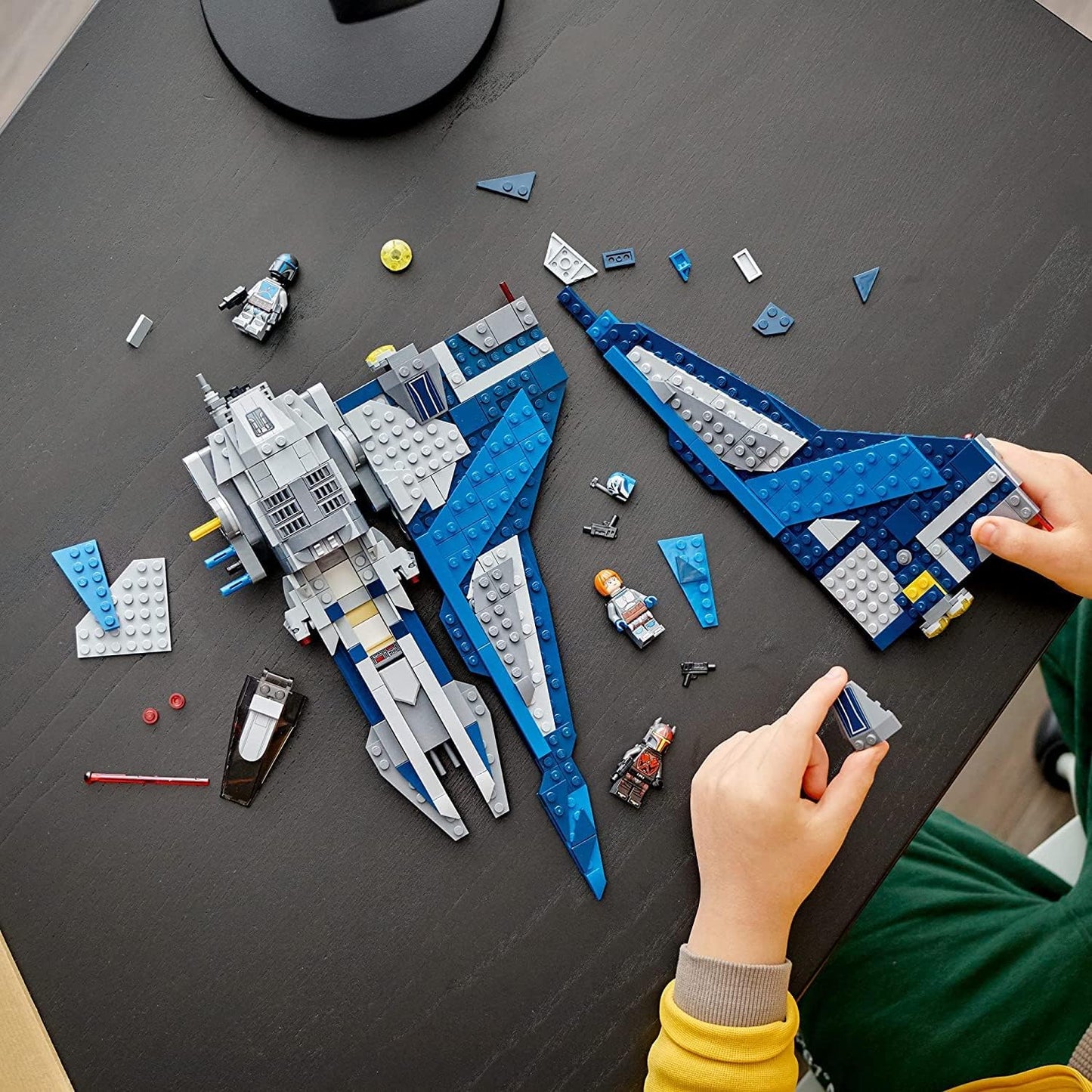 LEGO Star Wars Mandalorian Starfighter 75316 Awesome Toy Building Kit (544 Pieces)