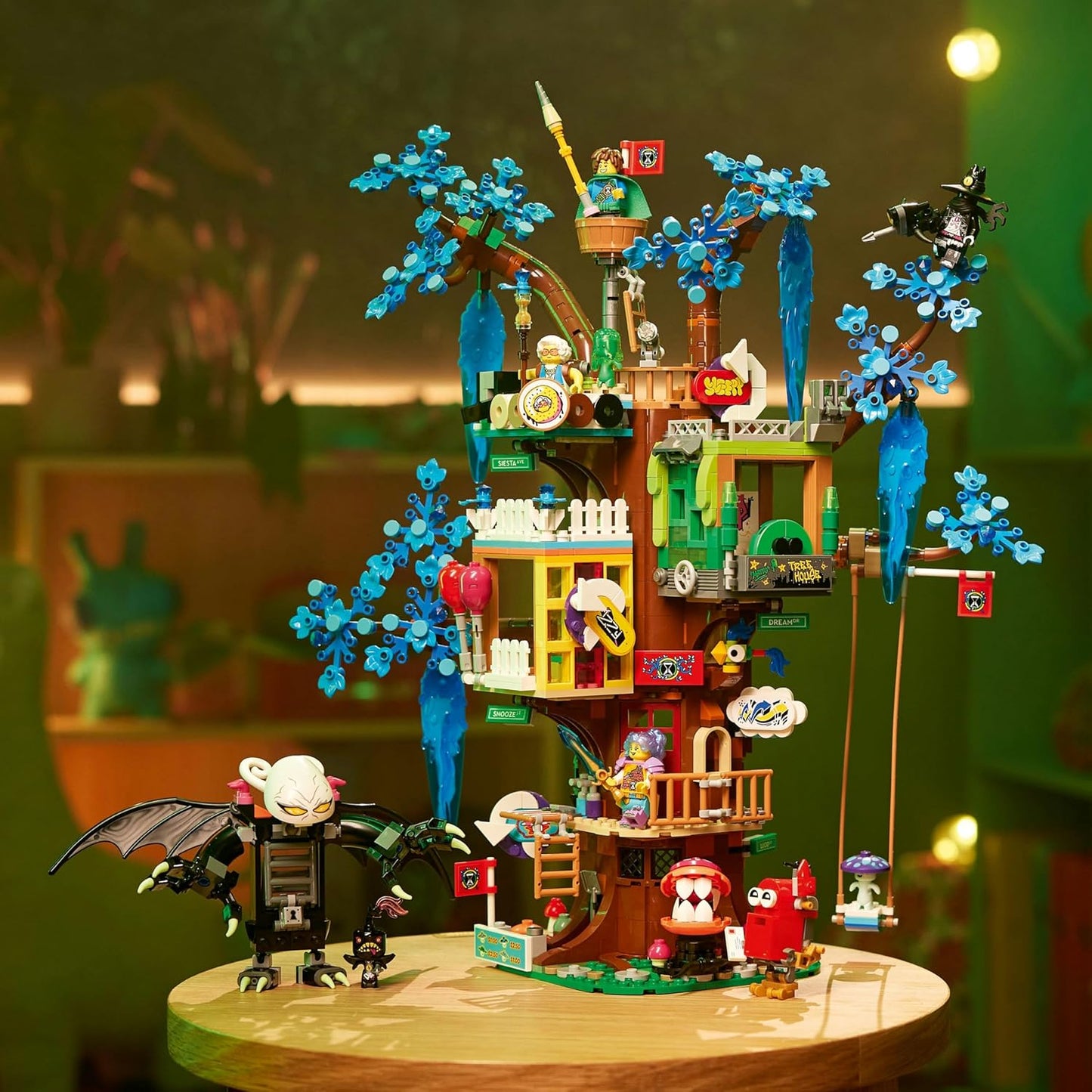 LEGO DREAMZzz Fantastical Tree House 71461