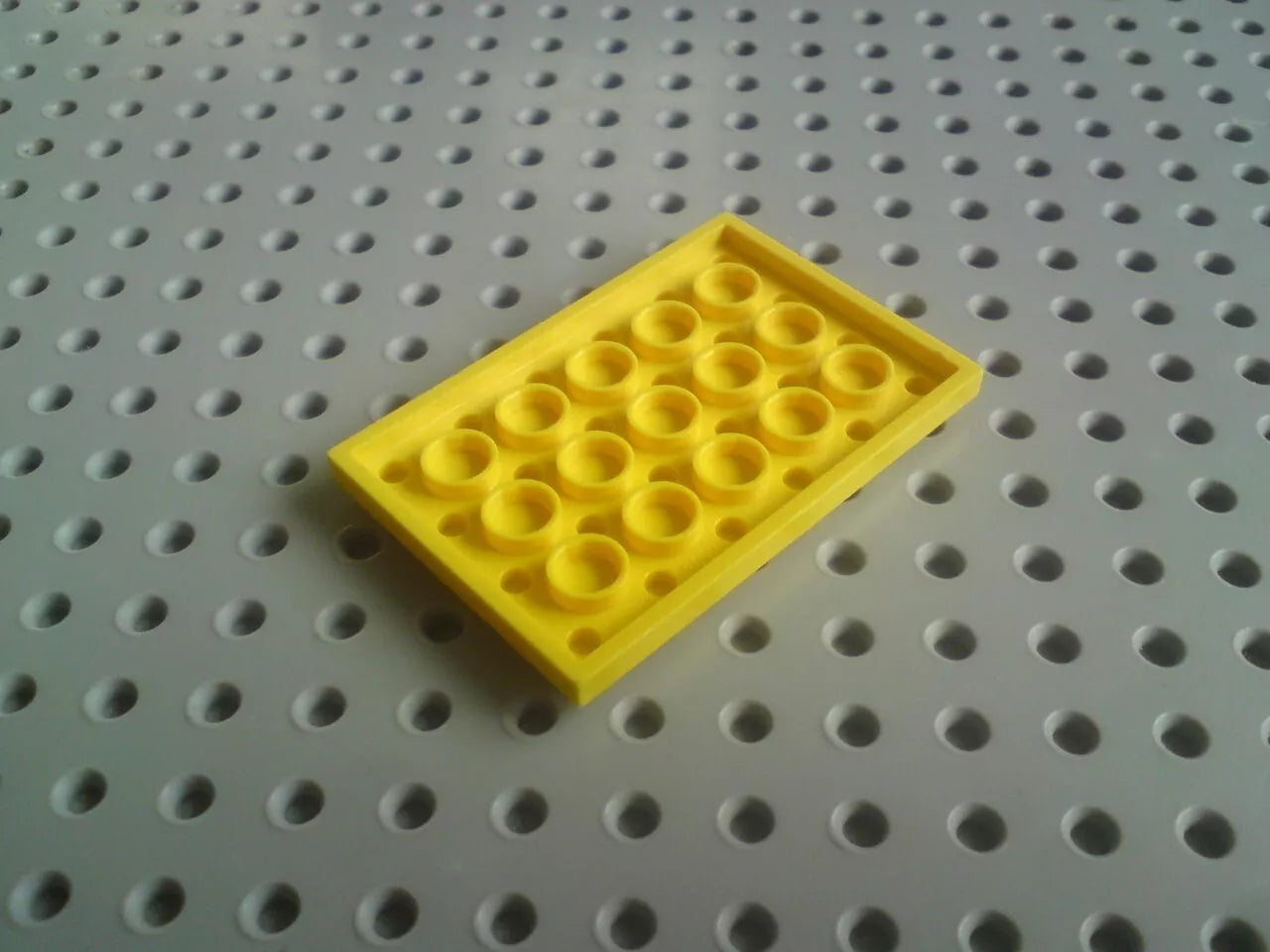 LEGO City Building Plates with 4x6 Knobs Yellow (3032)