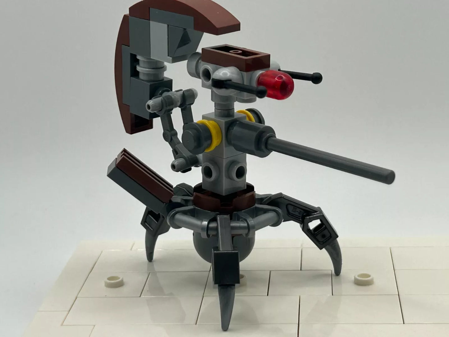 LEGO Star Wars Droideka Sniper Droid Mini Figure