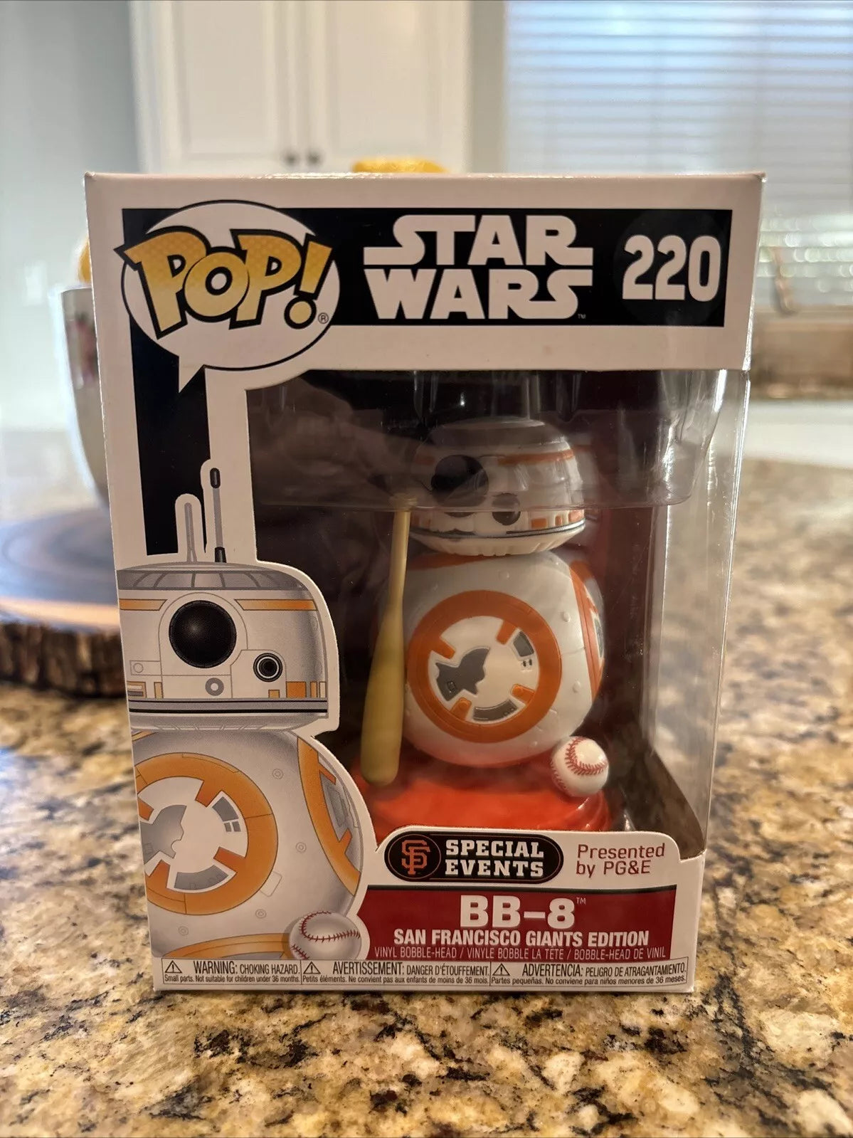 Funko BB-8 #220 [San Francisco Giants Edition] LTD POP! Vinyl Figure (Star Wars)