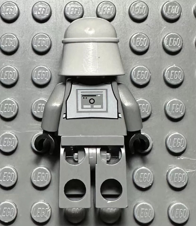 LEGO Minifigure - Star Wars - IMPERIAL HOTH OFFICER by LEGO