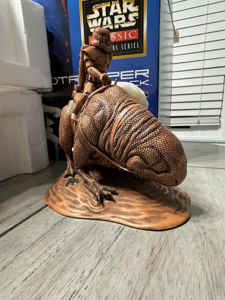 Sandtrooper on Dewback Statuette